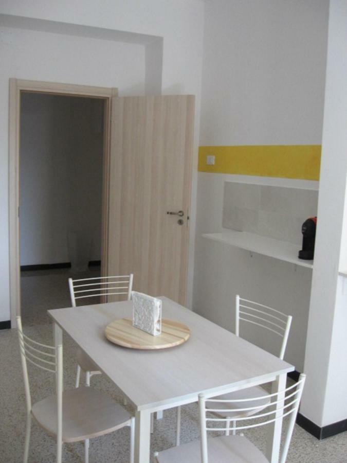 May Twins Home Специя Экстерьер фото