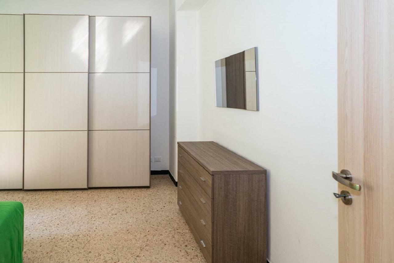 May Twins Home Специя Экстерьер фото