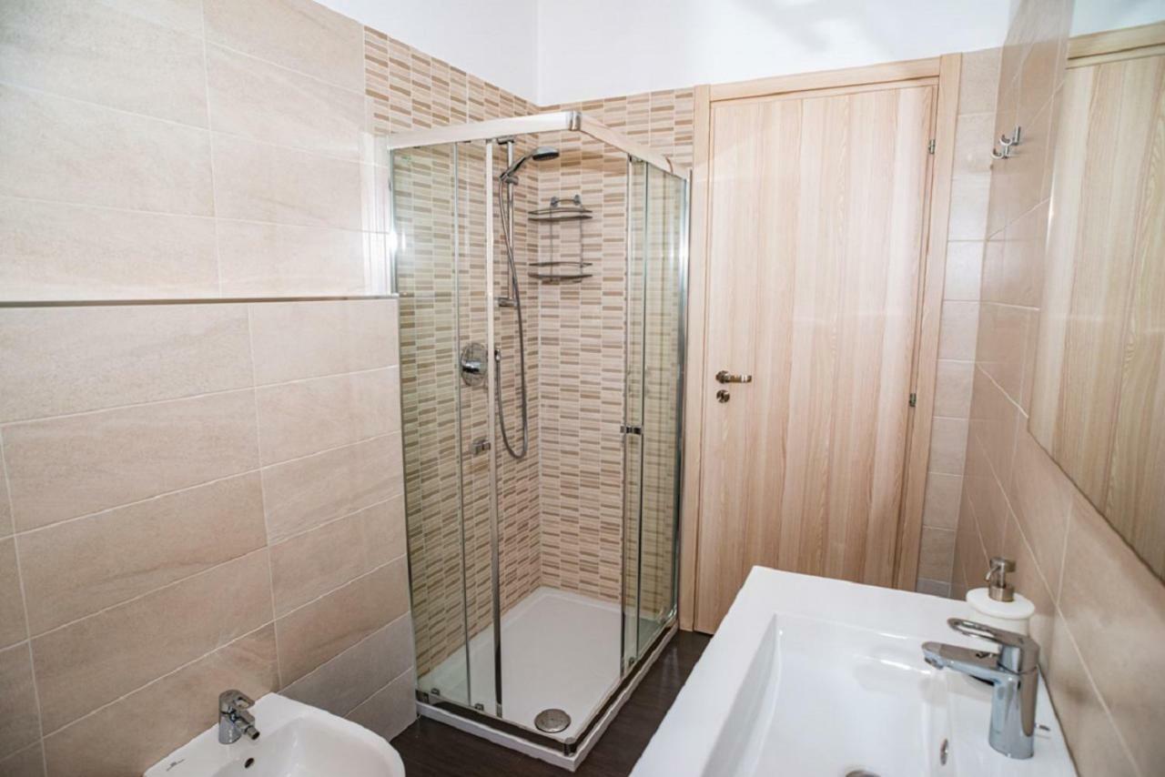 May Twins Home Специя Экстерьер фото